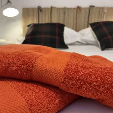 Grand T2 Chic Proche Circuit Tram Centre